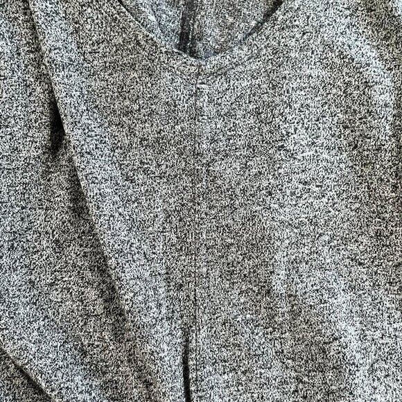 Old Navy Heathered Gray 3/4 Sleeve Shirt Size Small - Picture 6 of 7